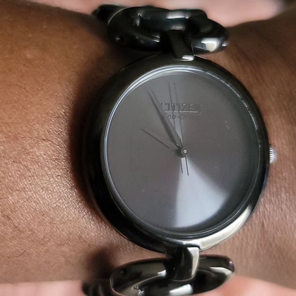 Watch - Picture 6 of 8